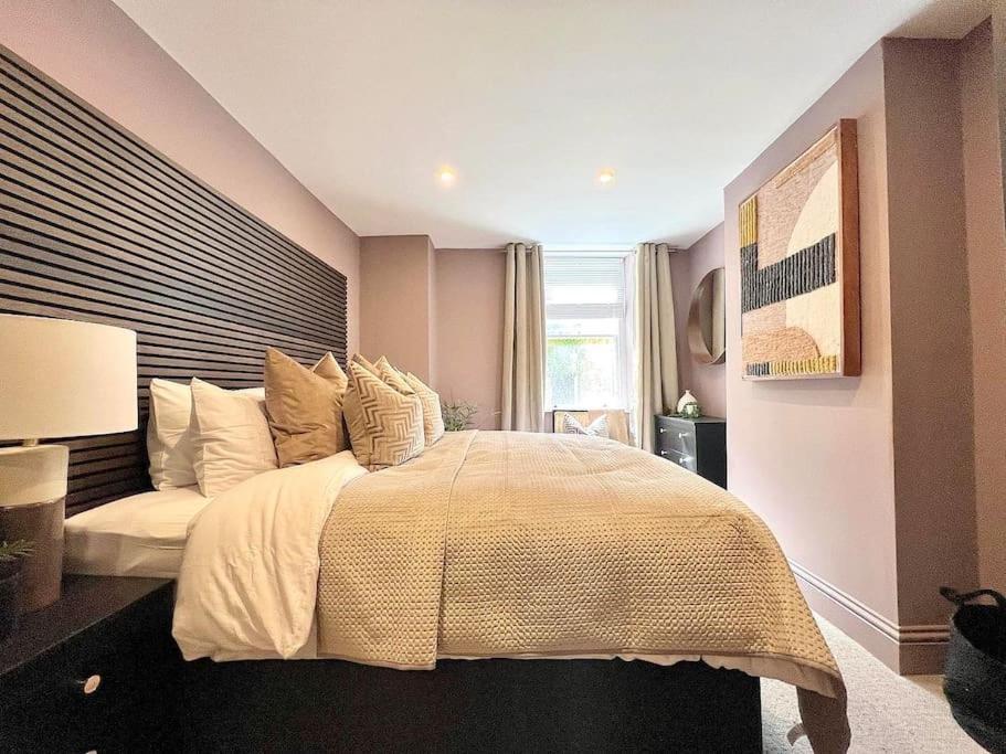 Fabulous Large Apartment In Great Location 巴斯 外观 照片